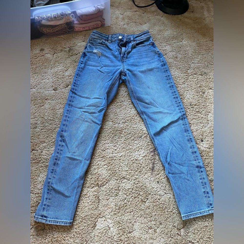 american eagle mom jeans